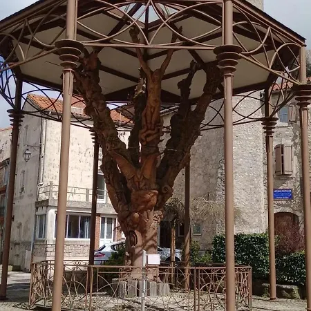 Cosy à 38m² Avec Parking * Le Caylar