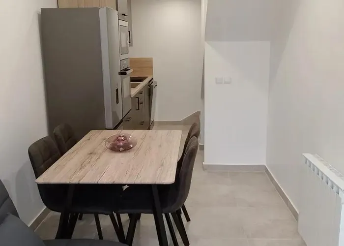 Appartement Cosy A Le Caylar 38M² Avec Parking Le Caylar