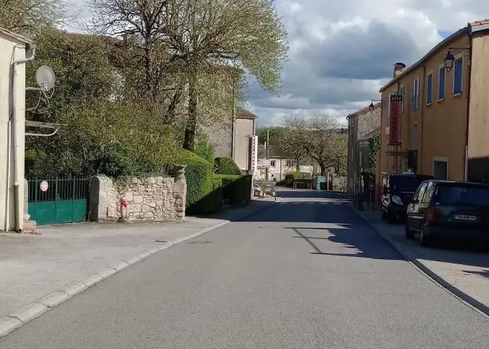 Appartement Cosy A Le Caylar 38M² Avec Parking